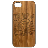 Headphones  - Engraved - Wooden Phone Case